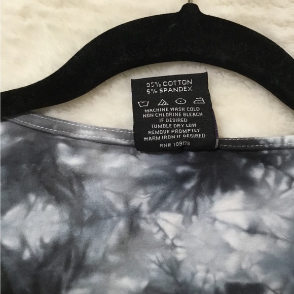 Chicago Bulls Tie Dye Bodysuit Large - Picture 6 of 6